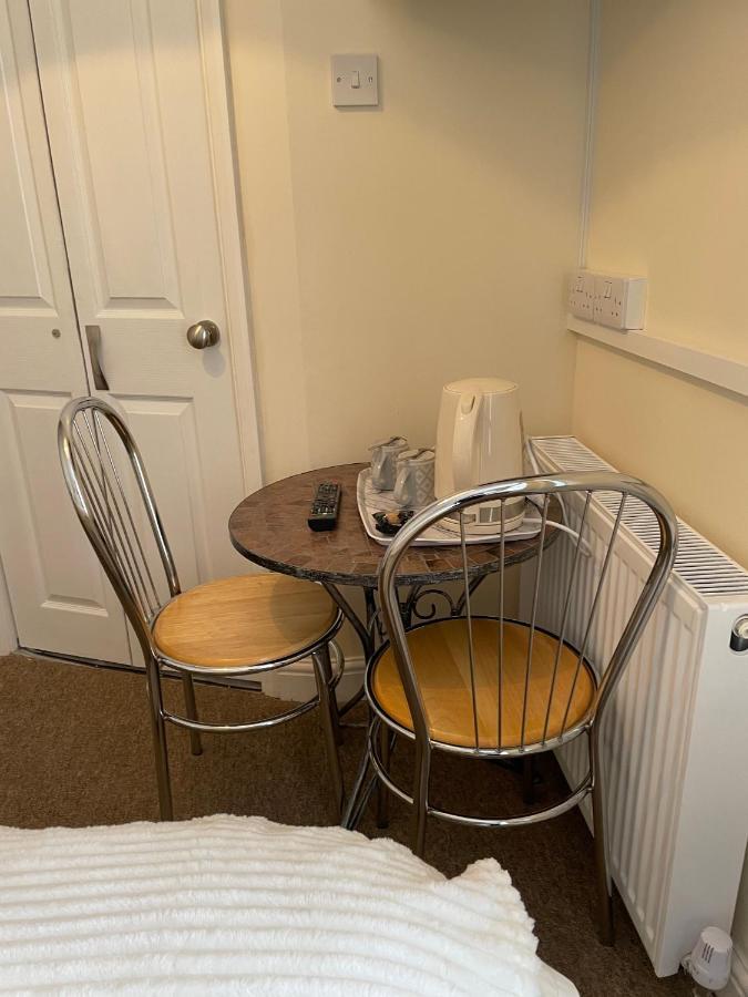 Caris Guest House Southend-on-Sea Buitenkant foto