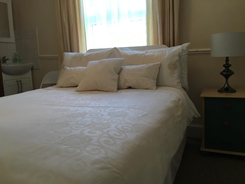 Caris Guest House Southend-on-Sea Buitenkant foto
